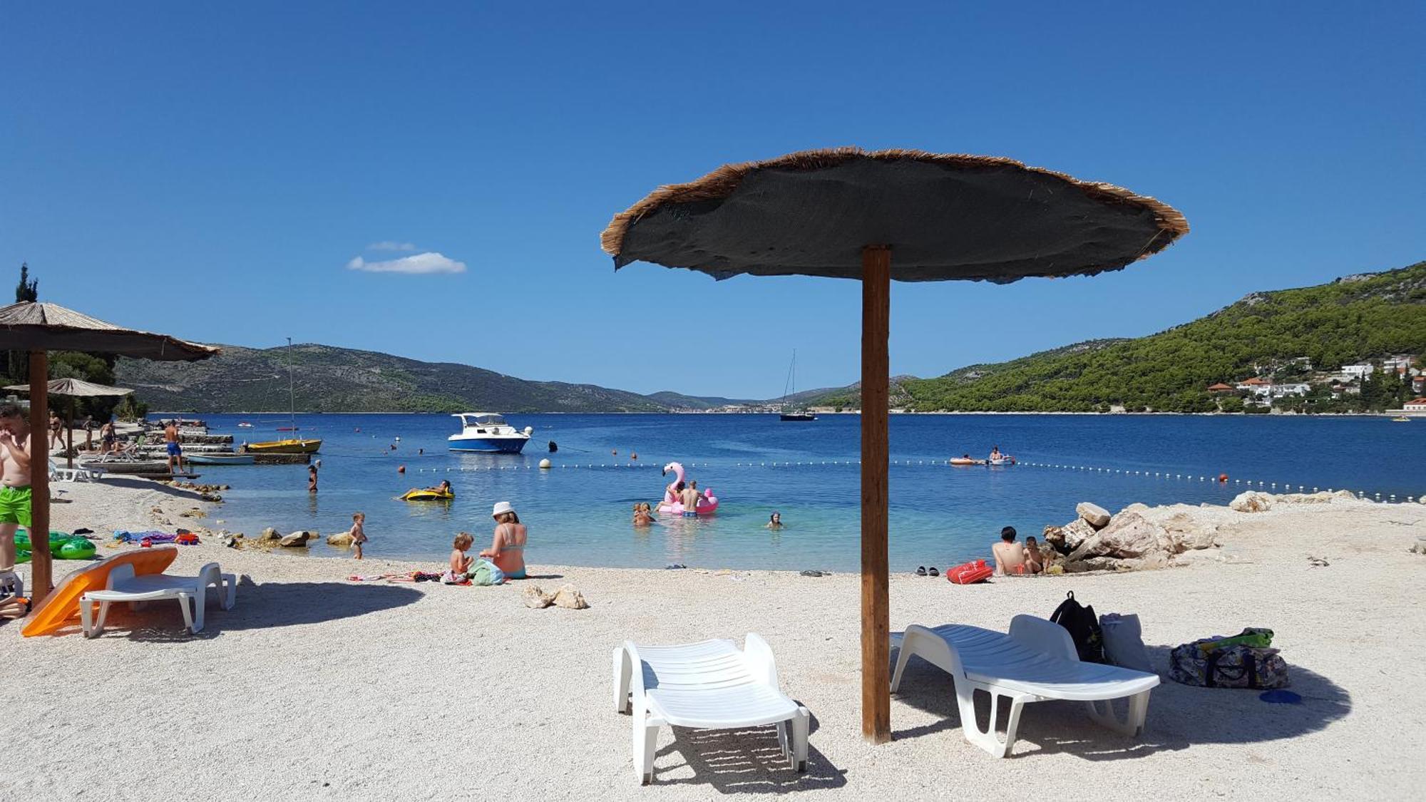 Apartmani I & J Seric Seget Vranjica Exterior foto