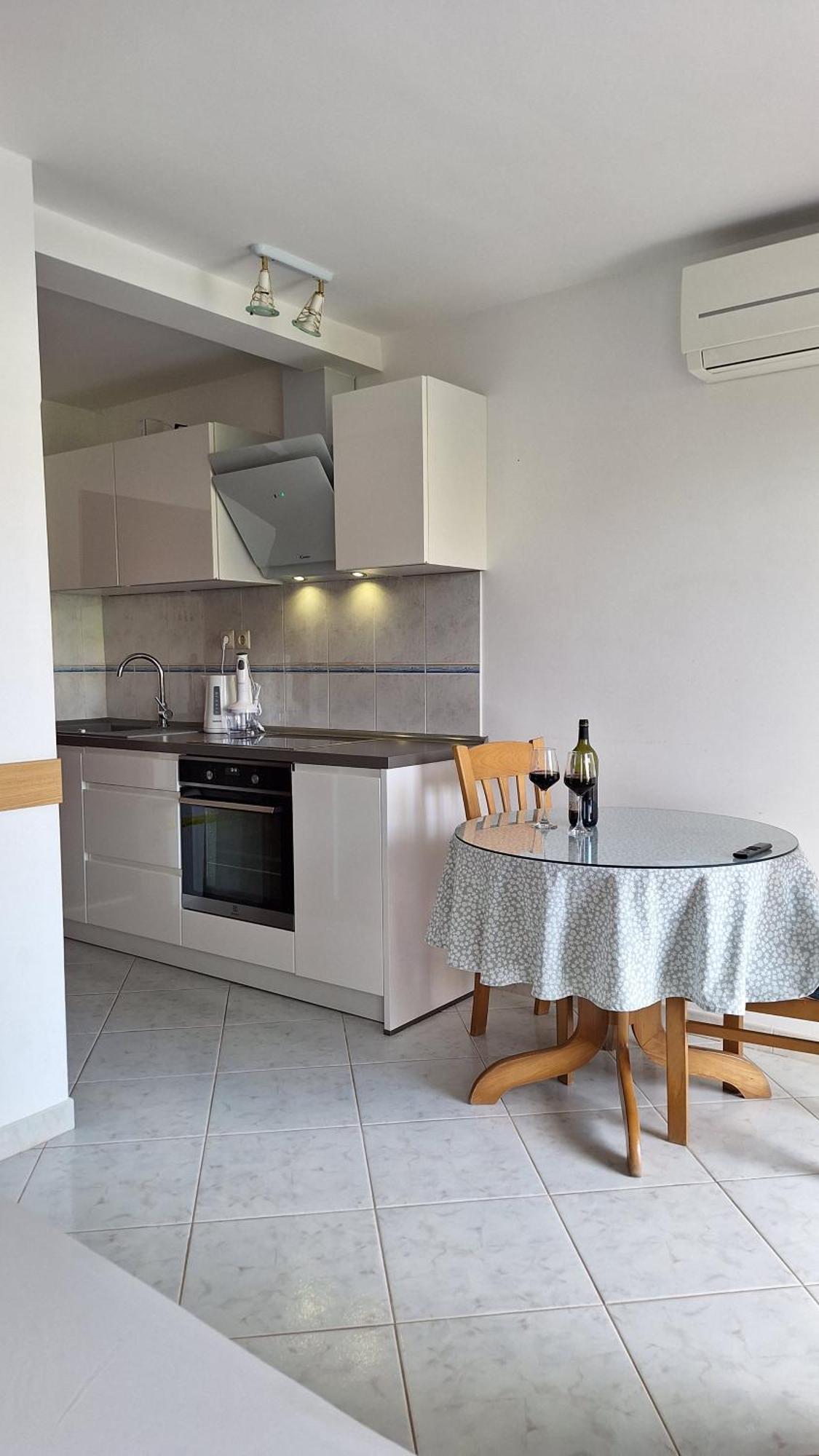Apartmani I & J Seric Seget Vranjica Exterior foto